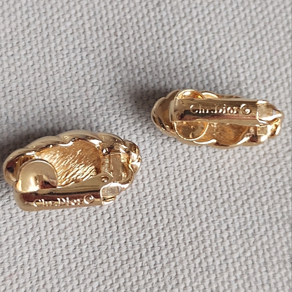 DIOR | Gold Plated with Clear Stones Clip On Earrings | Vintage - Picture 7 of 12